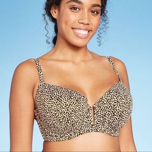 NWT Shade & Shore Ribbed V-Wire Bikini Top
